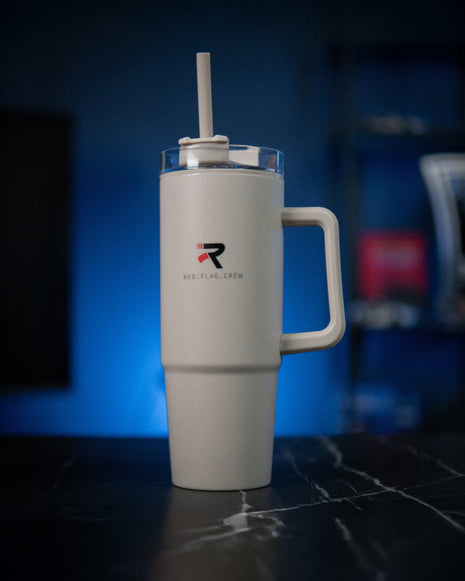 Duplafalú RFC kulacs 900ml ergonomikus kialakítással és logóval.